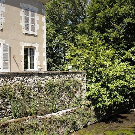 Chambre D'Hotes Les Rives De La Tronne Mer Exteriér fotografie